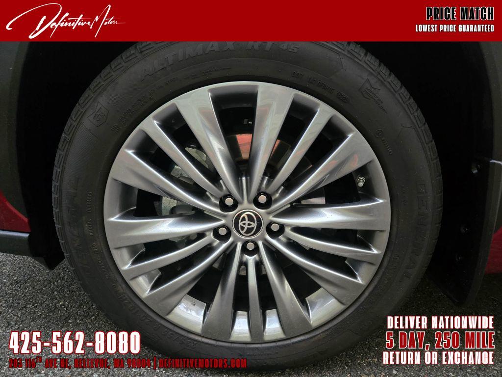 used 2021 Toyota Highlander Hybrid car, priced at $39,880