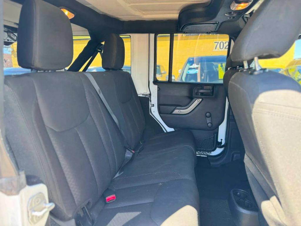 used 2015 Jeep Wrangler Unlimited car, priced at $16,995