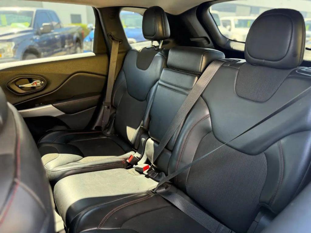 used 2018 Jeep Cherokee car, priced at $12,995