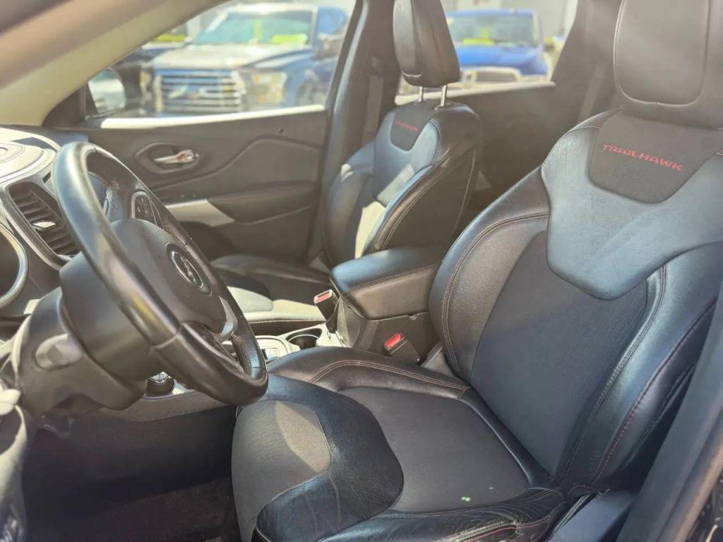 used 2018 Jeep Cherokee car, priced at $12,995