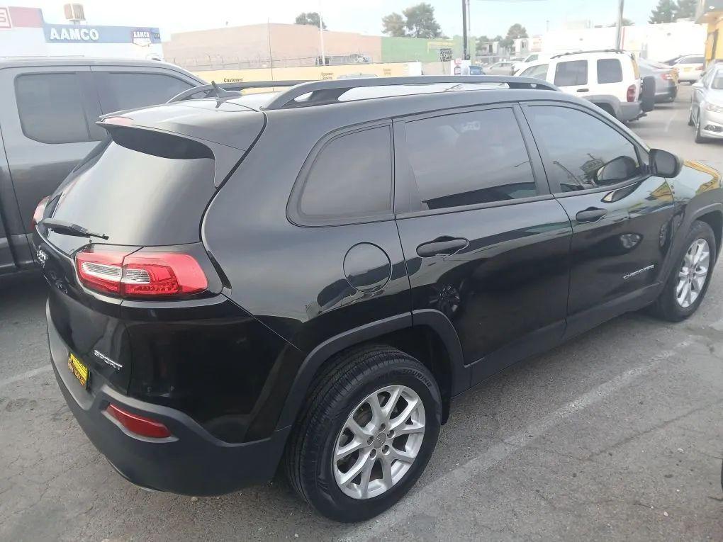 used 2016 Jeep Cherokee car, priced at $7,995