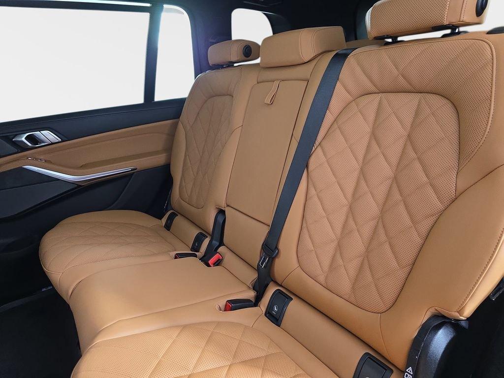 new 2027 BMW X7 car, priced at $96,599