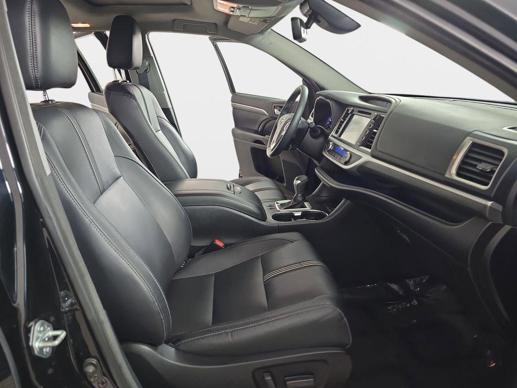 used 2017 Toyota Highlander car, priced at $22,889