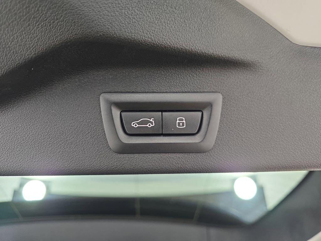 used 2025 BMW X7 car, priced at $92,440