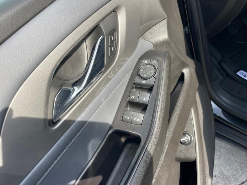 used 2019 Chevrolet Traverse car, priced at $22,495