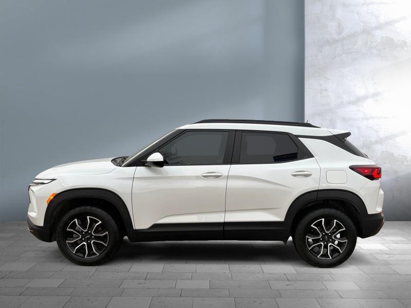 used 2025 Chevrolet TrailBlazer car, priced at $30,475