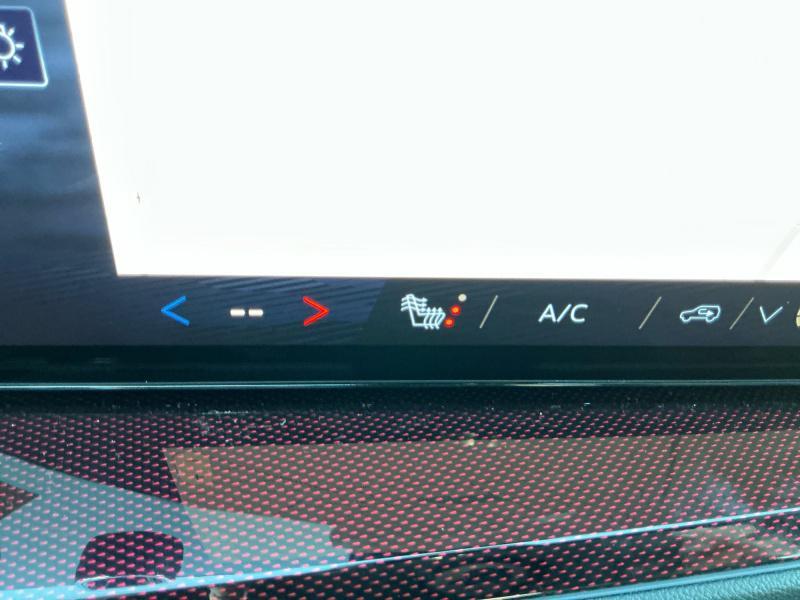 new 2026 Chevrolet Traverse car, priced at $52,019