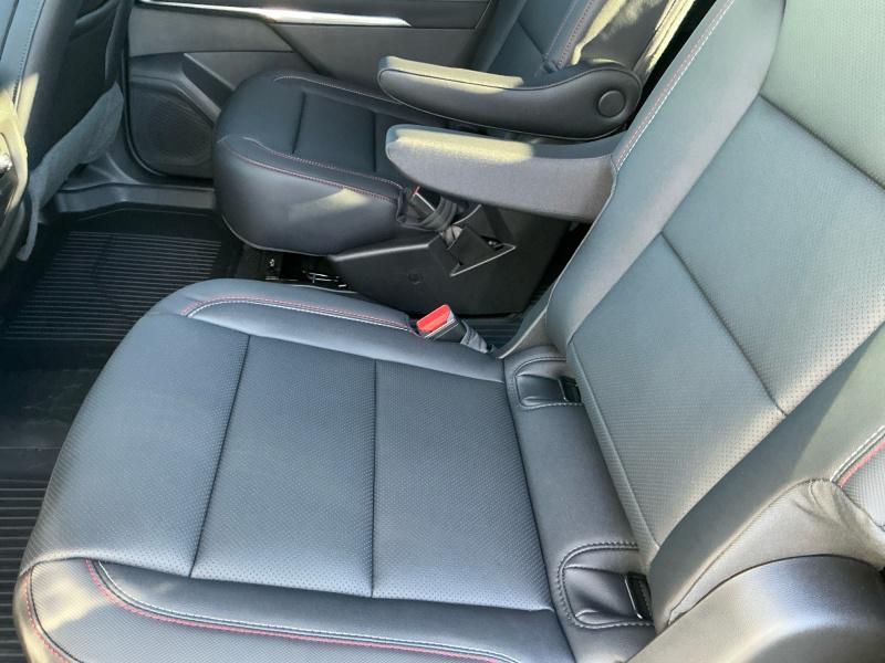 new 2026 Chevrolet Traverse car, priced at $52,019