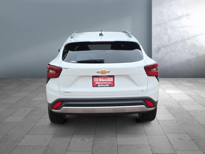 new 2025 Chevrolet Trax car, priced at $25,729