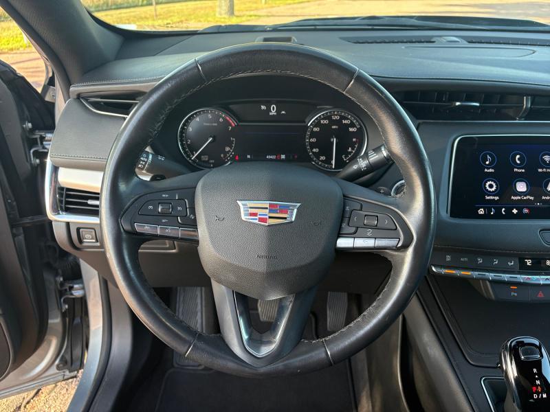 used 2023 Cadillac XT4 car, priced at $24,990