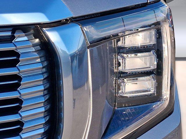 used 2022 GMC Yukon XL car, priced at $54,986