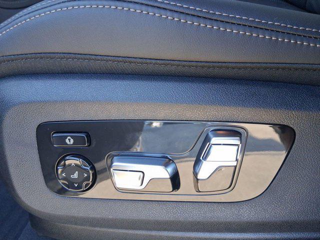 new 2026 BMW X7 car, priced at $98,905