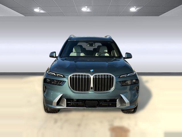 new 2026 BMW X7 car, priced at $100,300