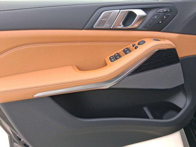 new 2026 BMW X7 car, priced at $99,485