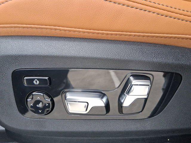 new 2026 BMW X7 car, priced at $99,485