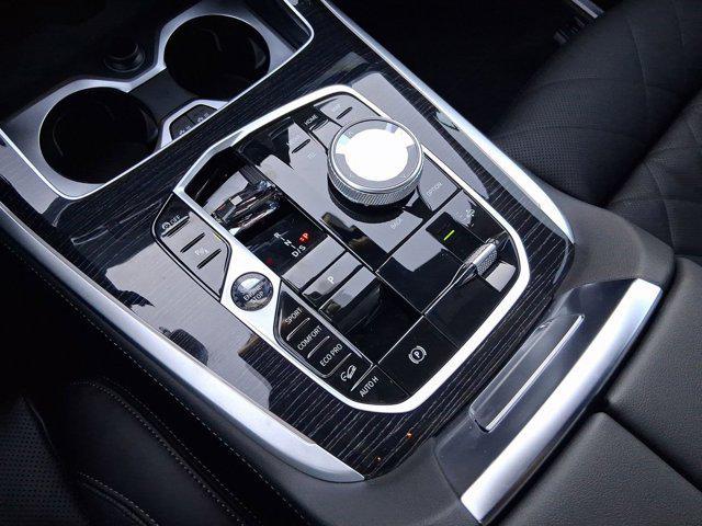 new 2026 BMW X7 car, priced at $101,400