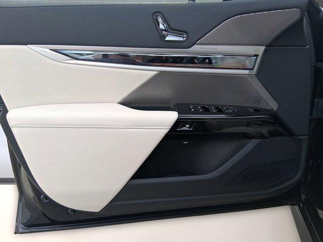 new 2026 BMW i7 car, priced at $115,915