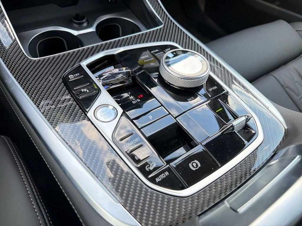 new 2027 BMW X7 car, priced at $130,510