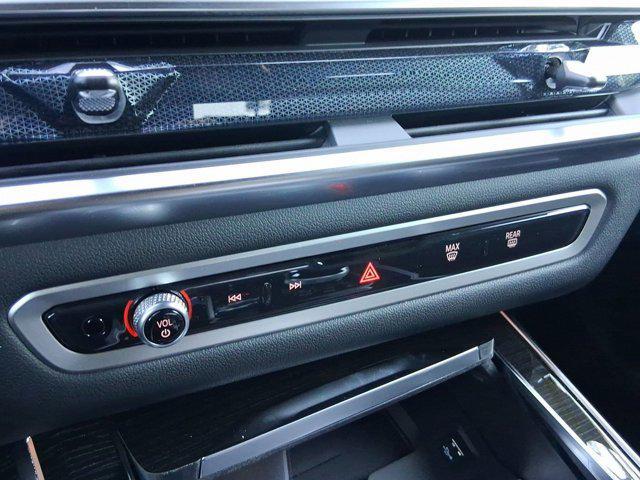 new 2026 BMW X7 car, priced at $102,905