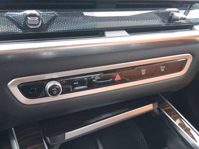 new 2026 BMW X7 car, priced at $97,350