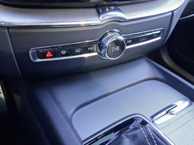 used 2019 Volvo XC60 car, priced at $21,997