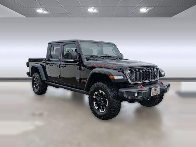 used 2025 Jeep Gladiator car, priced at $44,797