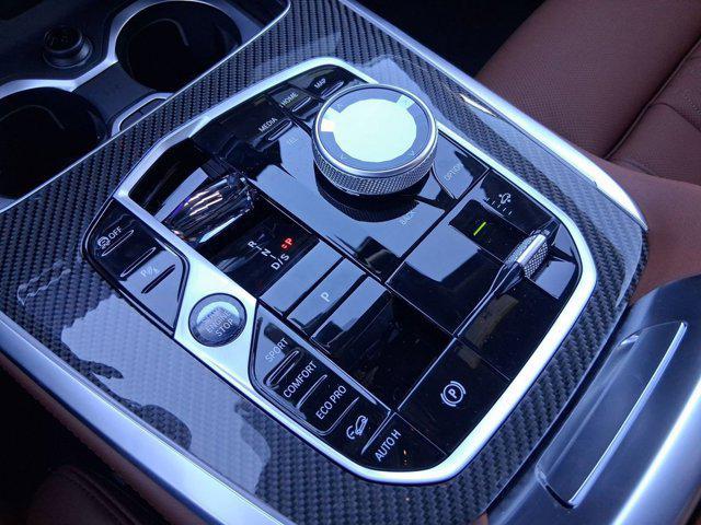 new 2026 BMW X7 car, priced at $124,285