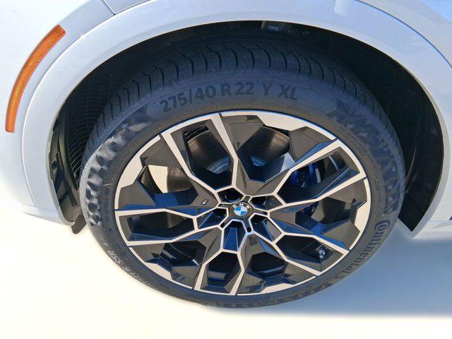 new 2026 BMW X7 car, priced at $124,285