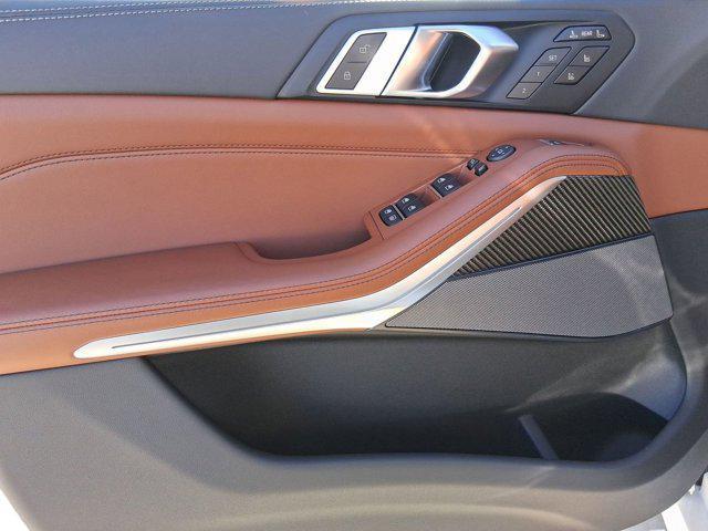 new 2026 BMW X7 car, priced at $124,285