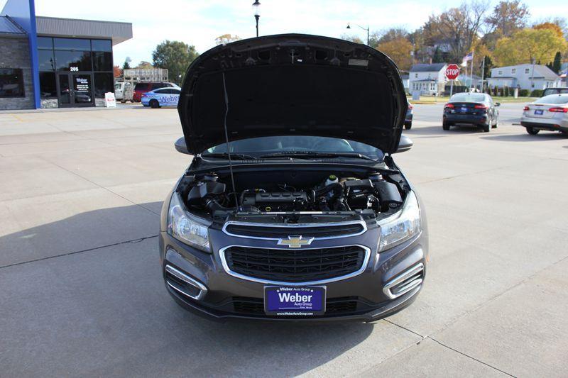 used 2015 Chevrolet Cruze car, priced at $11,900
