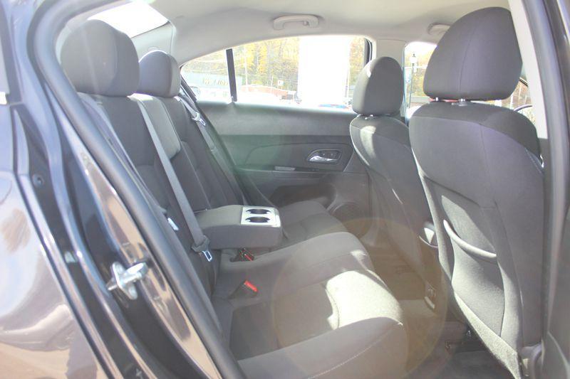 used 2015 Chevrolet Cruze car, priced at $11,900
