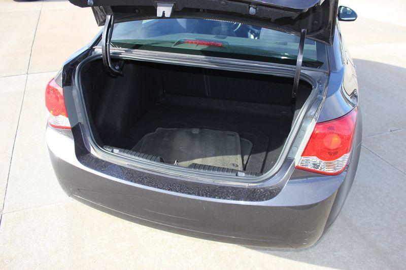 used 2015 Chevrolet Cruze car, priced at $11,900