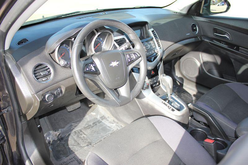 used 2015 Chevrolet Cruze car, priced at $11,900