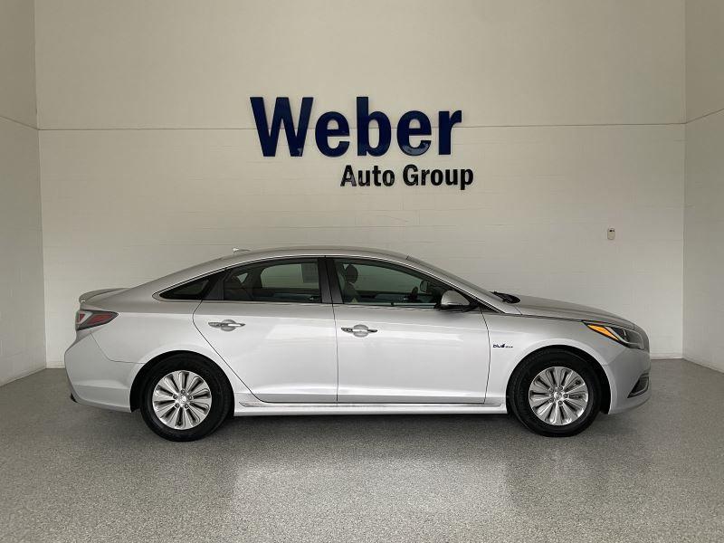used 2016 Hyundai Sonata Hybrid car, priced at $12,900