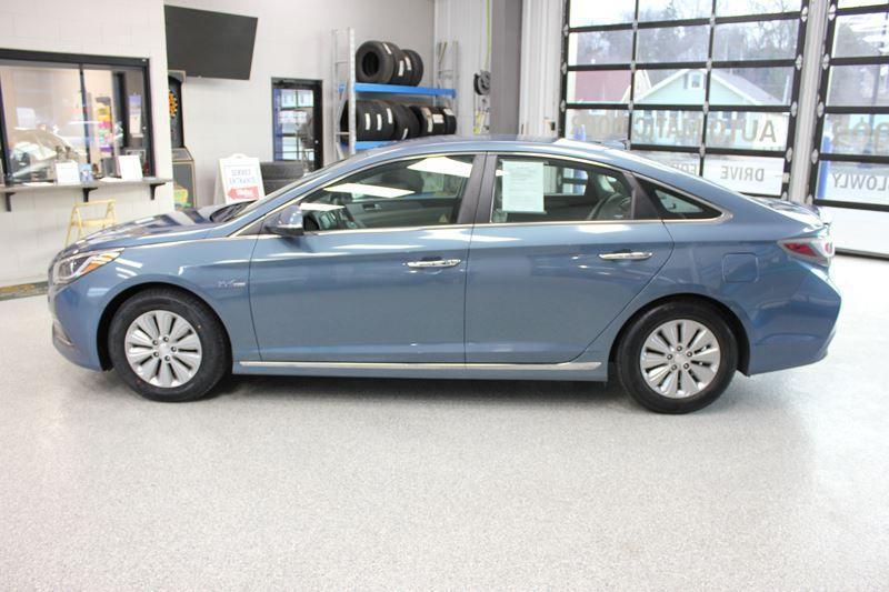 used 2016 Hyundai Sonata Hybrid car, priced at $14,800