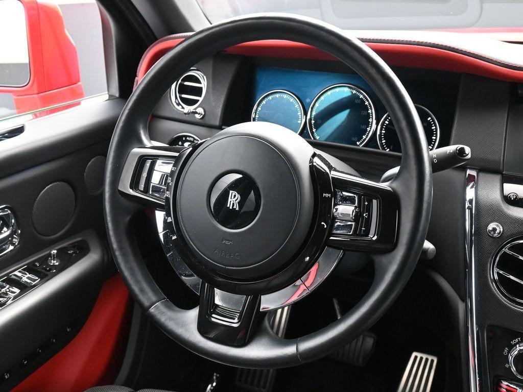 used 2021 Rolls-Royce Cullinan car, priced at $275,046