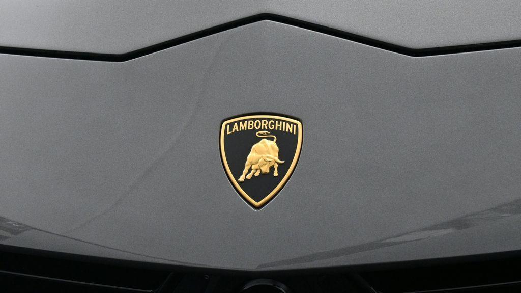 used 2024 Lamborghini Urus car, priced at $280,037