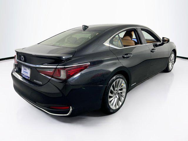 used 2019 Lexus ES 300h car, priced at $25,664