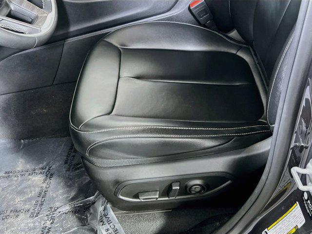 used 2023 Jeep Grand Cherokee L car, priced at $36,002