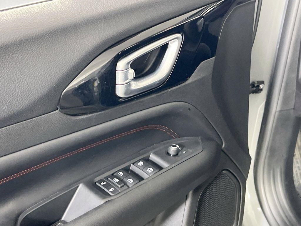 used 2022 Jeep Compass car, priced at $22,802