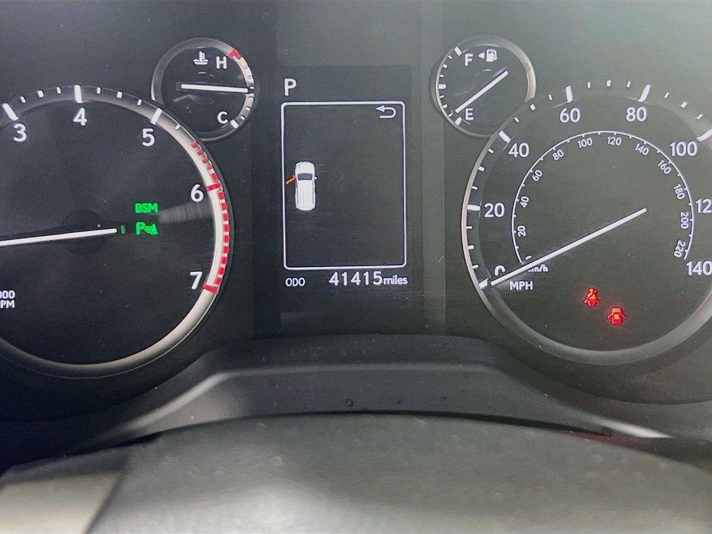 used 2023 Lexus GX 460 car, priced at $55,401
