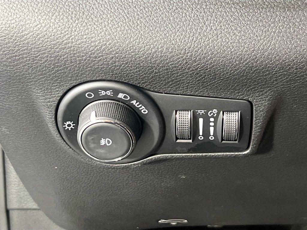 used 2023 Jeep Compass car, priced at $26,354