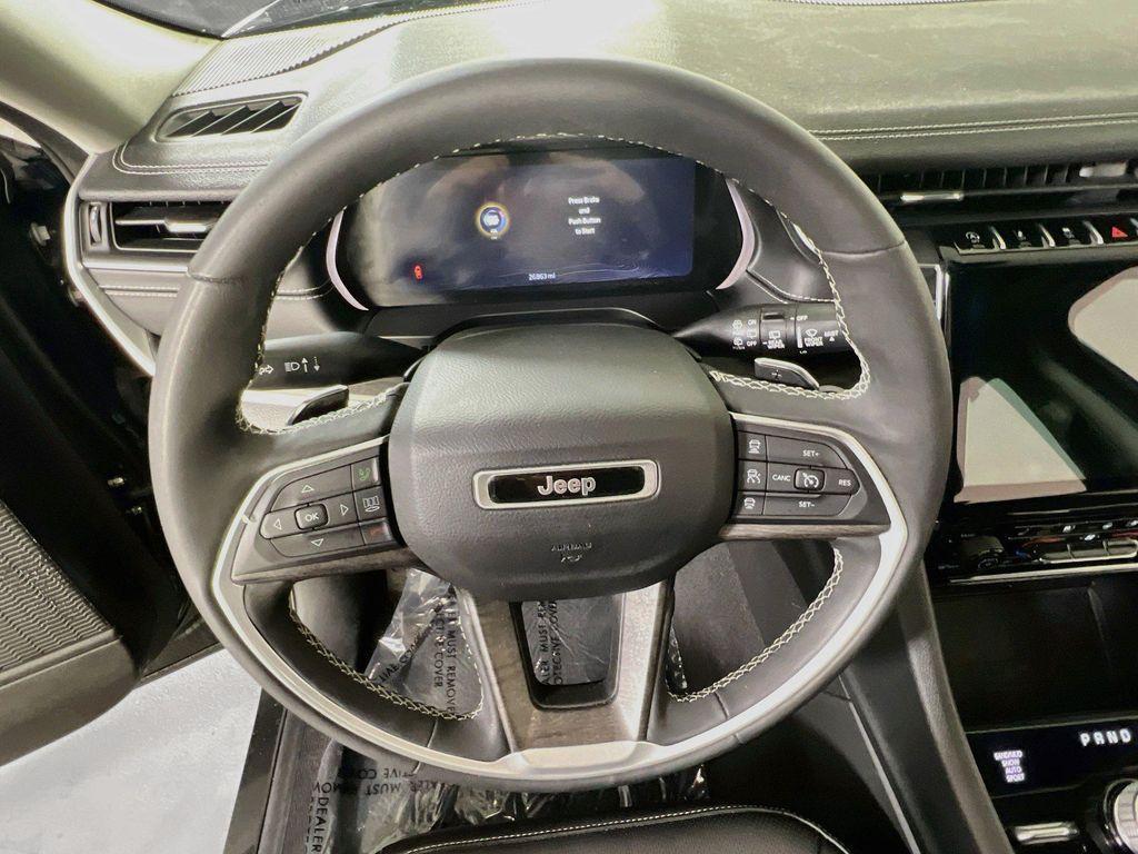 used 2023 Jeep Grand Cherokee car, priced at $30,805
