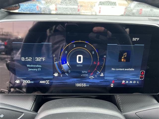 used 2025 Chevrolet Equinox car, priced at $26,220