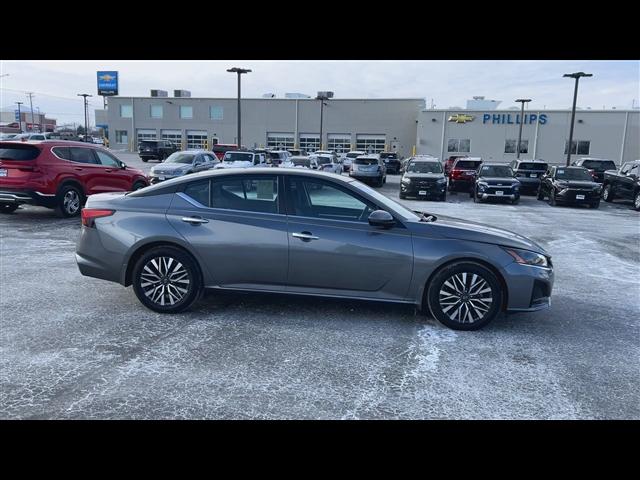 used 2023 Nissan Altima car, priced at $17,999