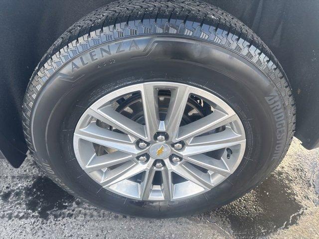 used 2023 Chevrolet Traverse car, priced at $31,999