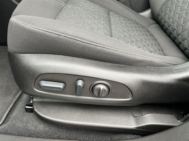 used 2022 Chevrolet Blazer car, priced at $22,050