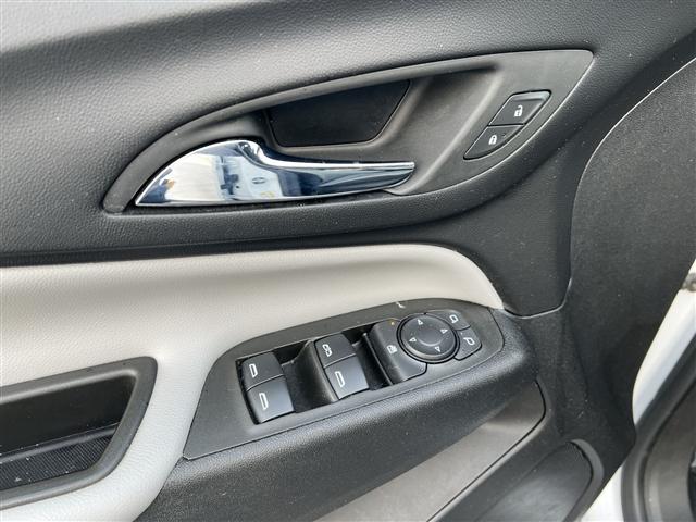 used 2023 Chevrolet Equinox car, priced at $20,880