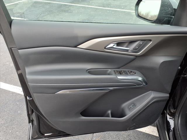 new 2026 Chevrolet Traverse car, priced at $39,010