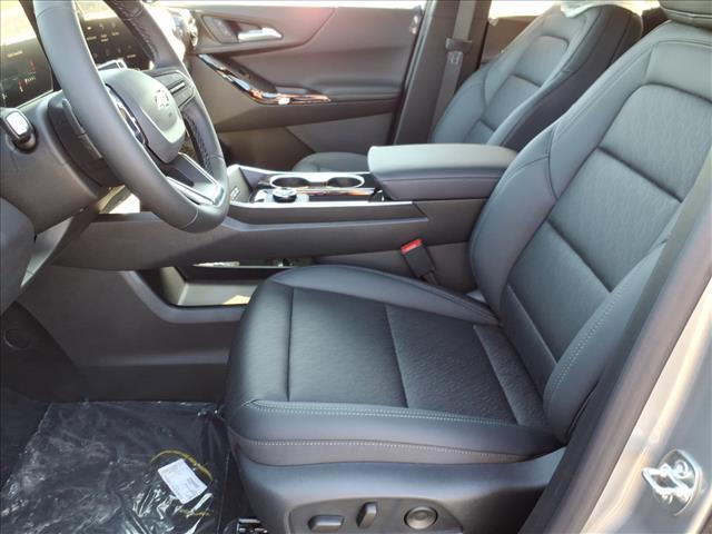 new 2026 Chevrolet Equinox car, priced at $31,993